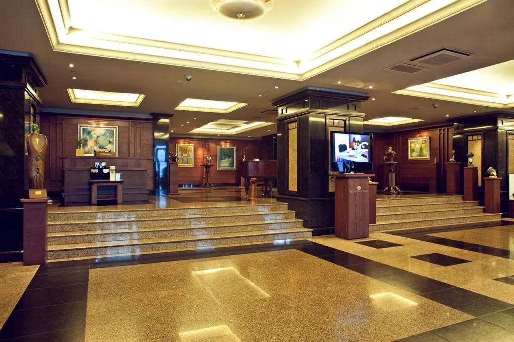 София: Grand Hotel Sofia