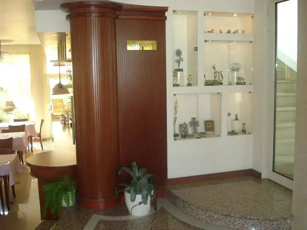 София: Kapri Hotel