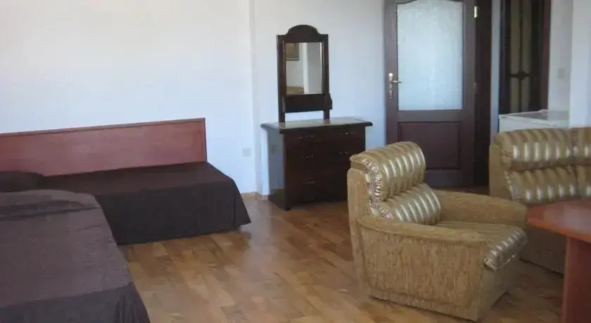 Китен: Hotel Chiplakoff