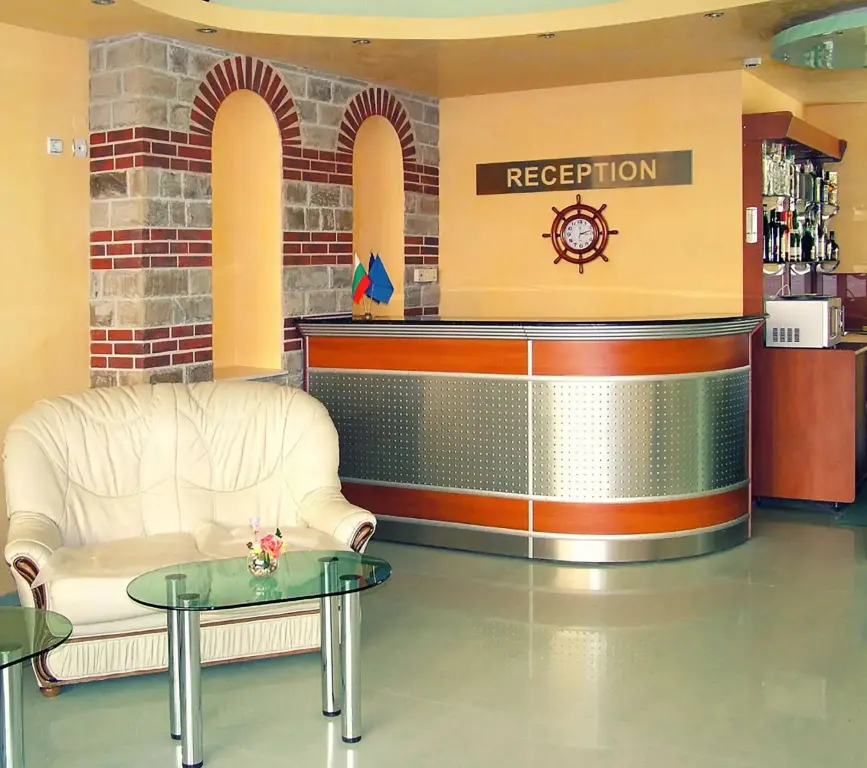 Варна: Dionis Hotel