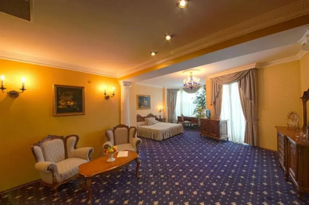 Варна: Grand Hotel London