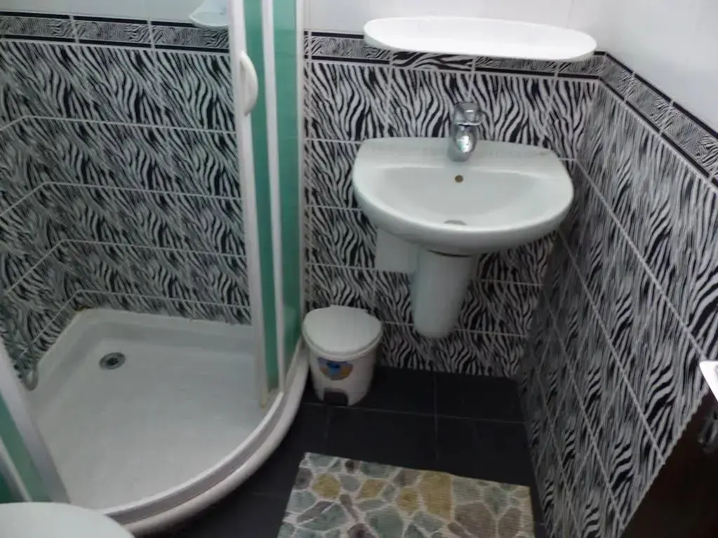 Варна: Guest House Delphini