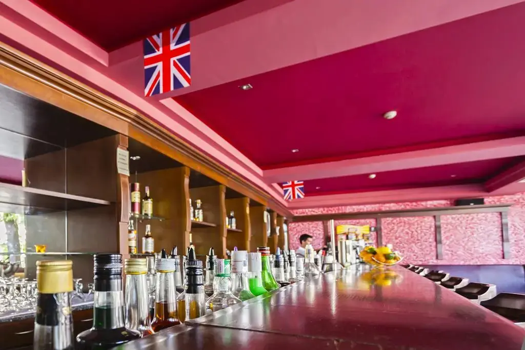 Несебр: Sol Marina Palace — Adults Only over 16