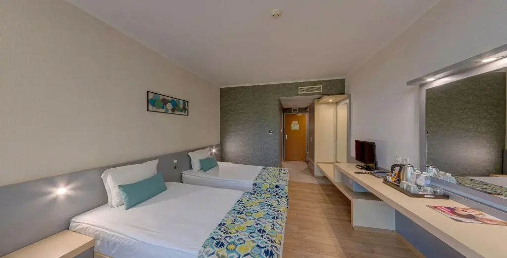 Несебр: Sol Marina Palace — Adults Only over 16