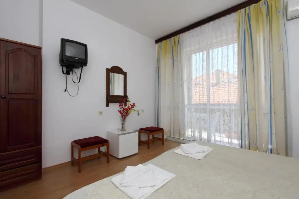 Созополь: Family Hotel Verona