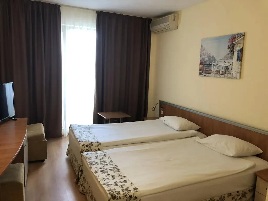 Солнечный берег: Hotel Atol