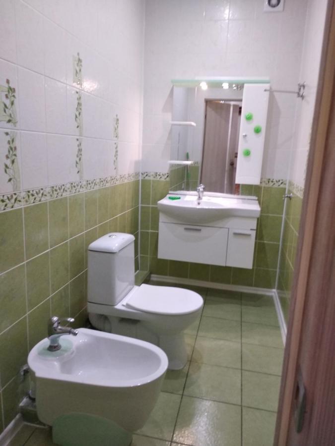 Зеленая Поляна: Apartments on Kurortnaya 33