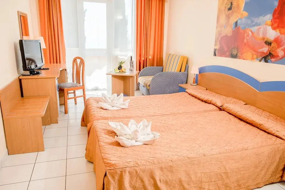 Варна: Hotel Dolphin