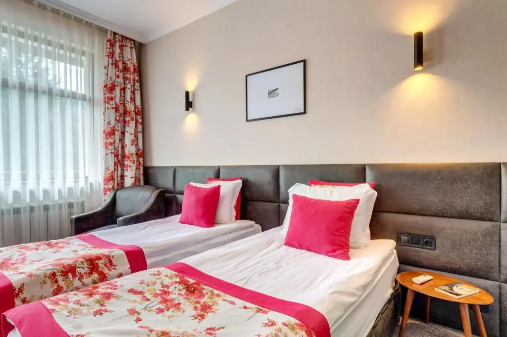 Смолян: Hotel Kiparis Alfa