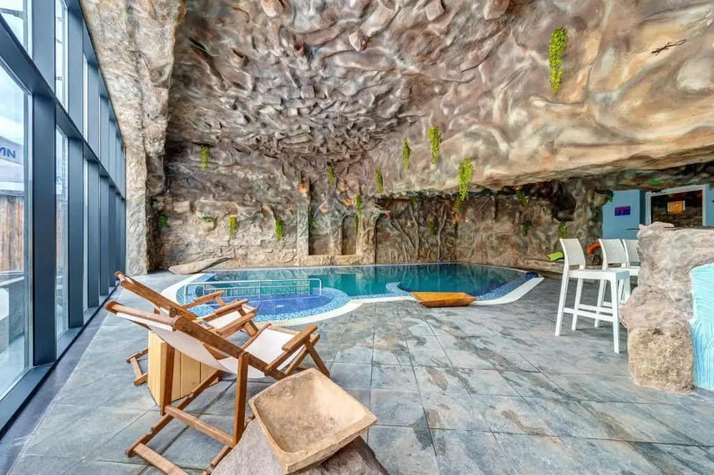 Смолян: Hotel Kiparis Alfa