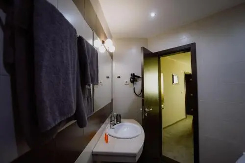 Видин: Rovno Hotel