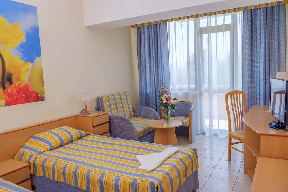 Варна: Hotel Lebed