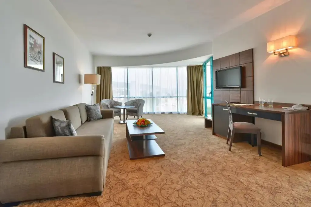 Варна: Marina Grand Beach Hotel - All inclusive