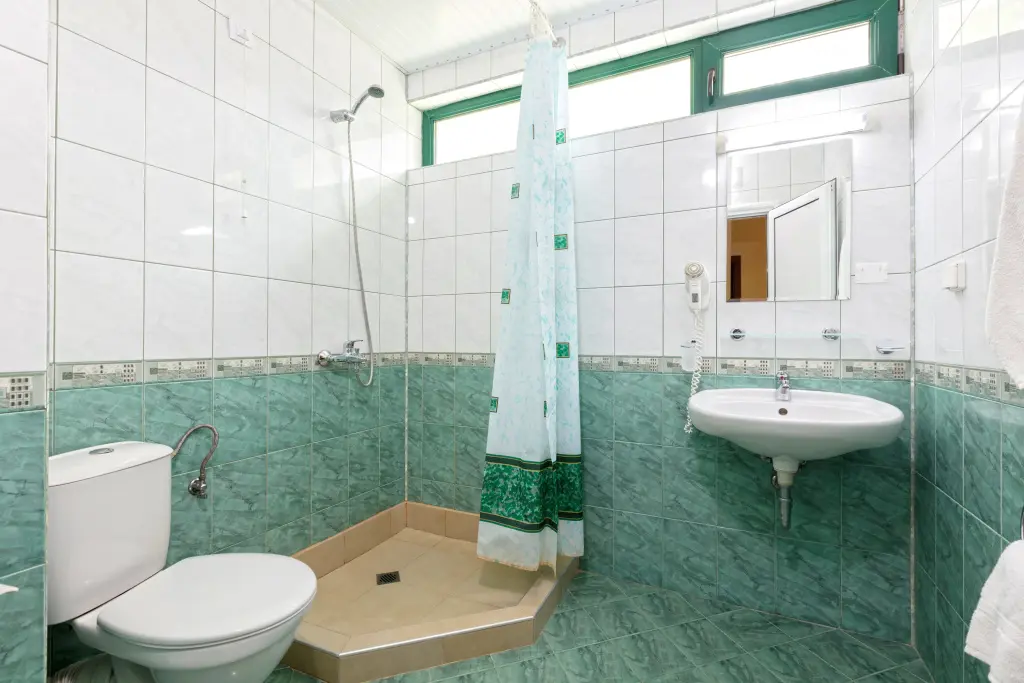 Солнечный берег: L&B Hotel