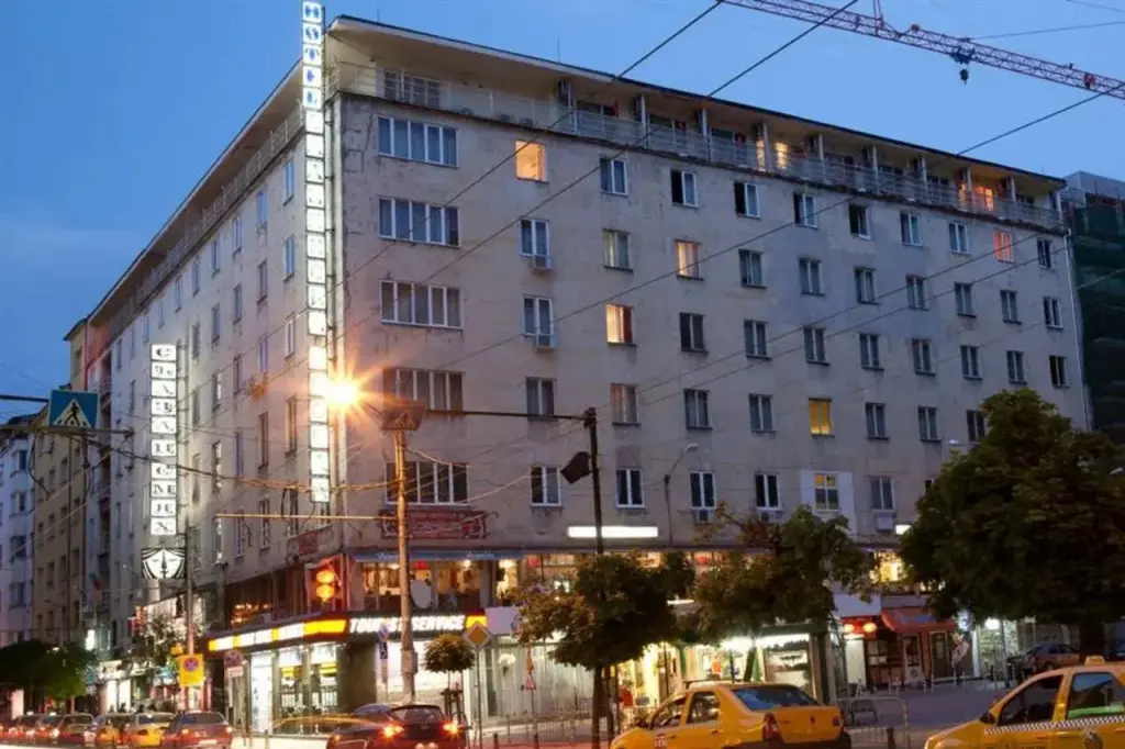 София: Slavyanska Beseda Hotel