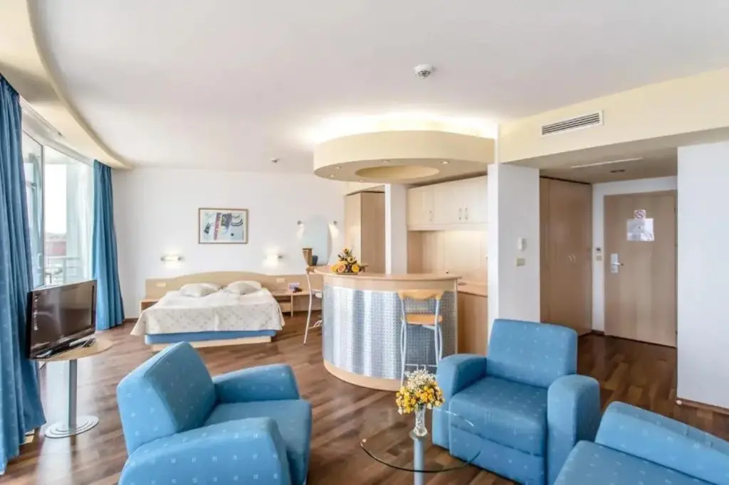 Солнечный берег: Grand Victoria Hotel