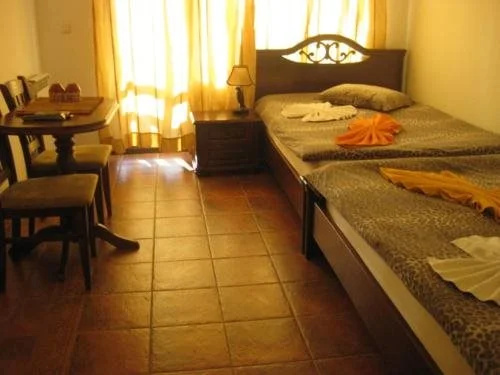Боженци: Hotel Hitar Petar