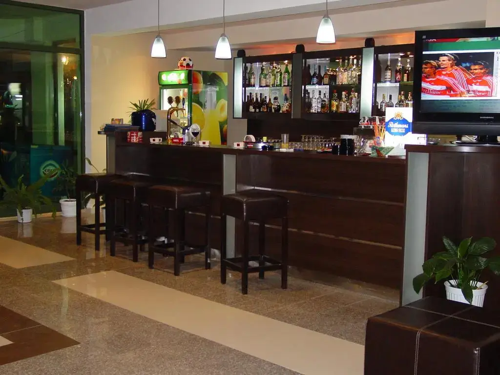 Солнечный берег: Hotel Amfibia Beach