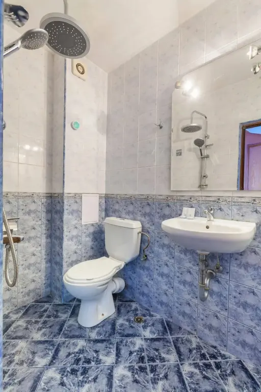 Бургас: Guest House Fotinov