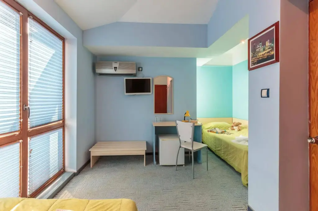 Бургас: Guest House Fotinov