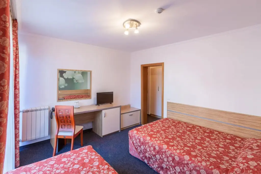 Бургас: California Hotel