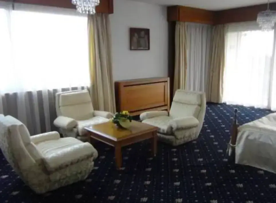 София: Boyana Residence