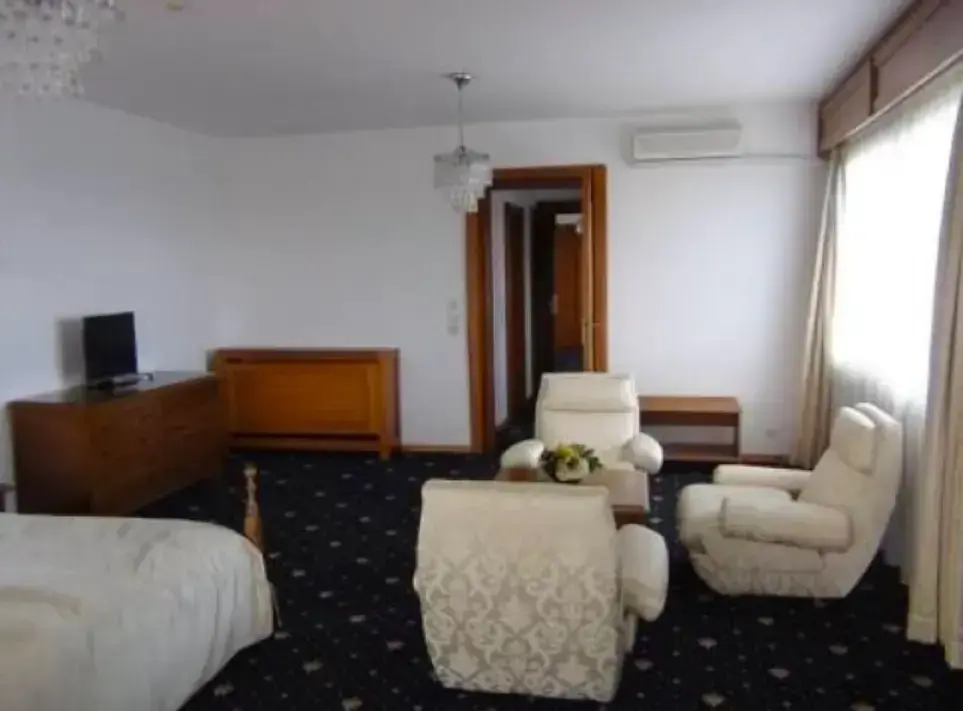 София: Boyana Residence