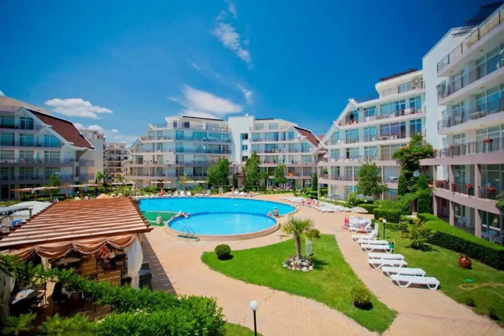 Солнечный берег: Sun Village