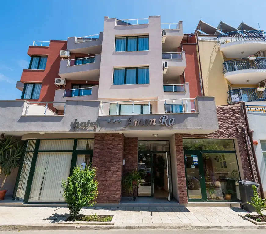 Amon Ra Family Hotel — фото 1