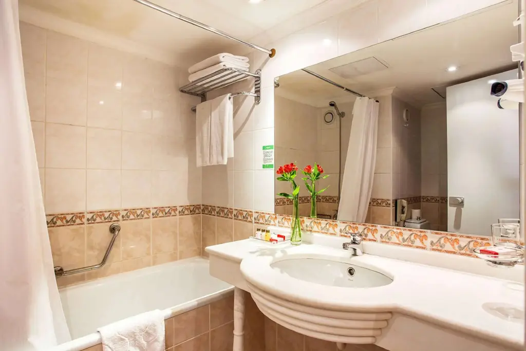 София: Ramada by Wyndham Sofia City Center