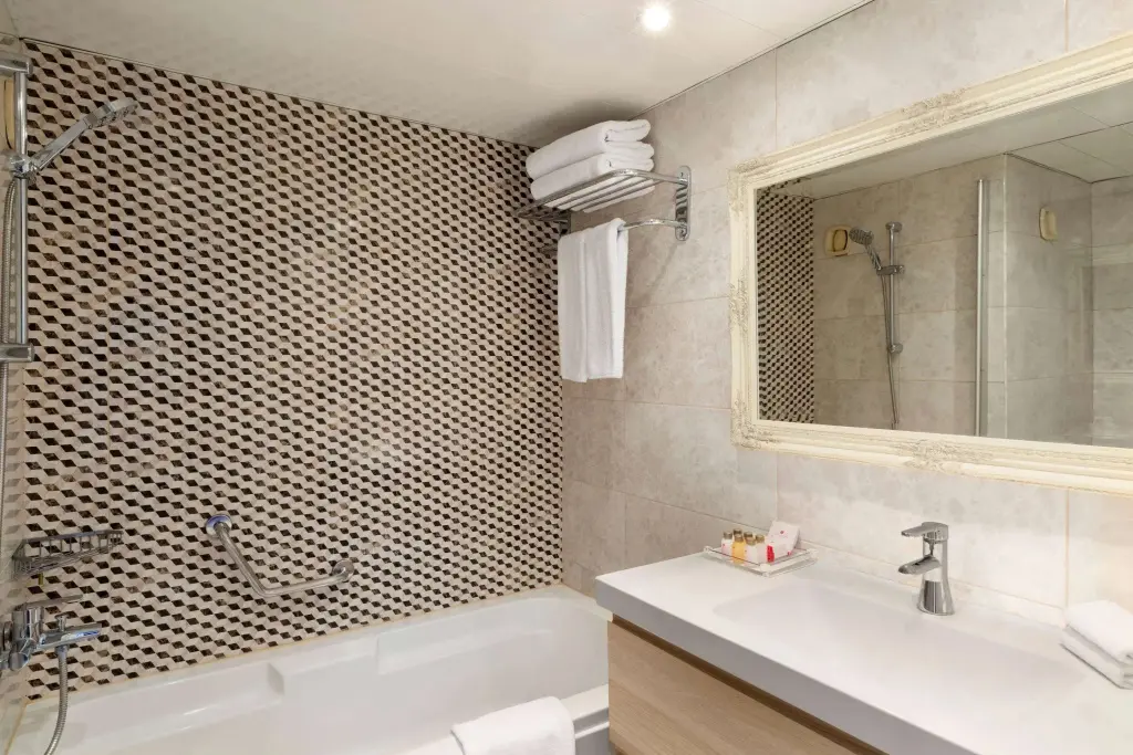 София: Ramada by Wyndham Sofia City Center