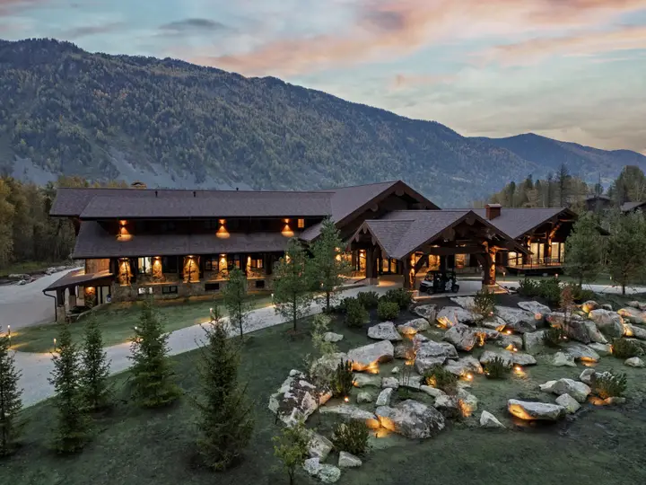 Телецкое озеро: Отель Altay Village Teletskoe