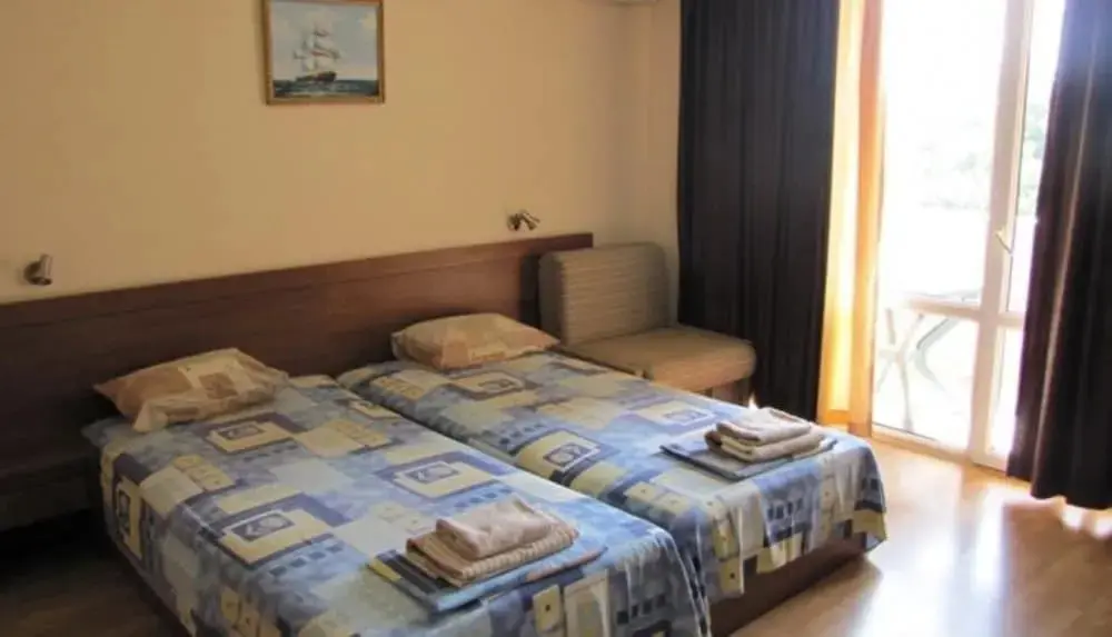 Балчик: Paris Hotel