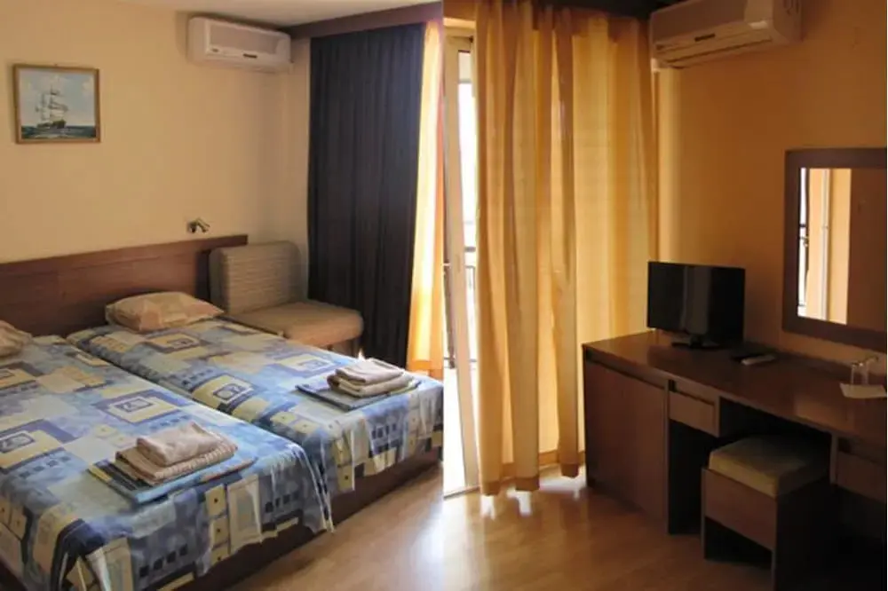 Балчик: Paris Hotel