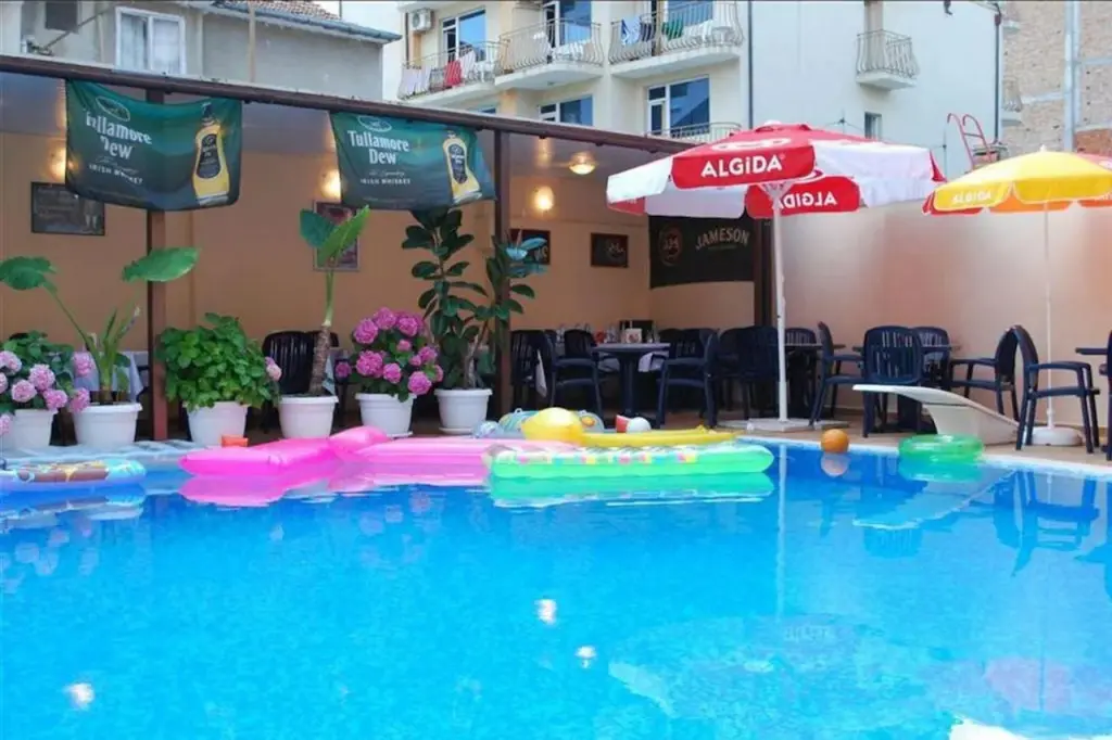 Несебр: Hotel Italia Nessebar