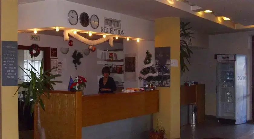 Банско: Family Hotel Holiday Group
