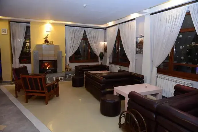 Банско: Family Hotel Holiday Group