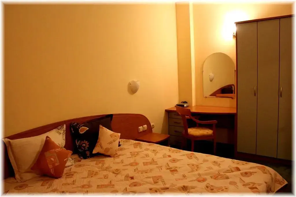 София: Apartment House Iztok
