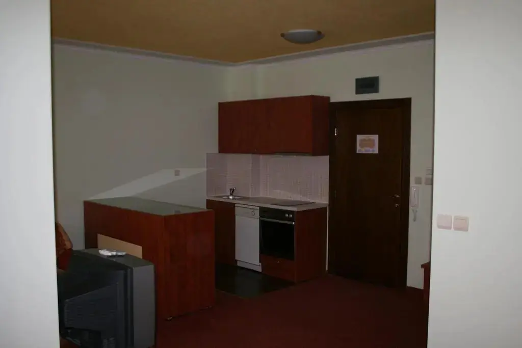 София: Apartment House Iztok