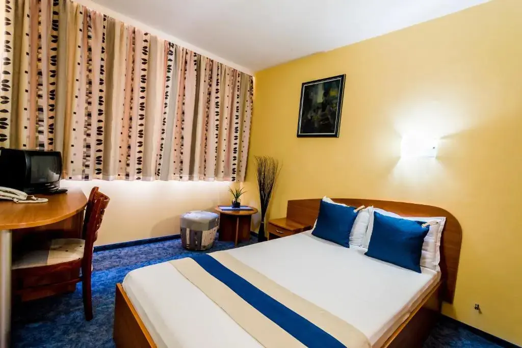 Плевен: Hotel Rostov