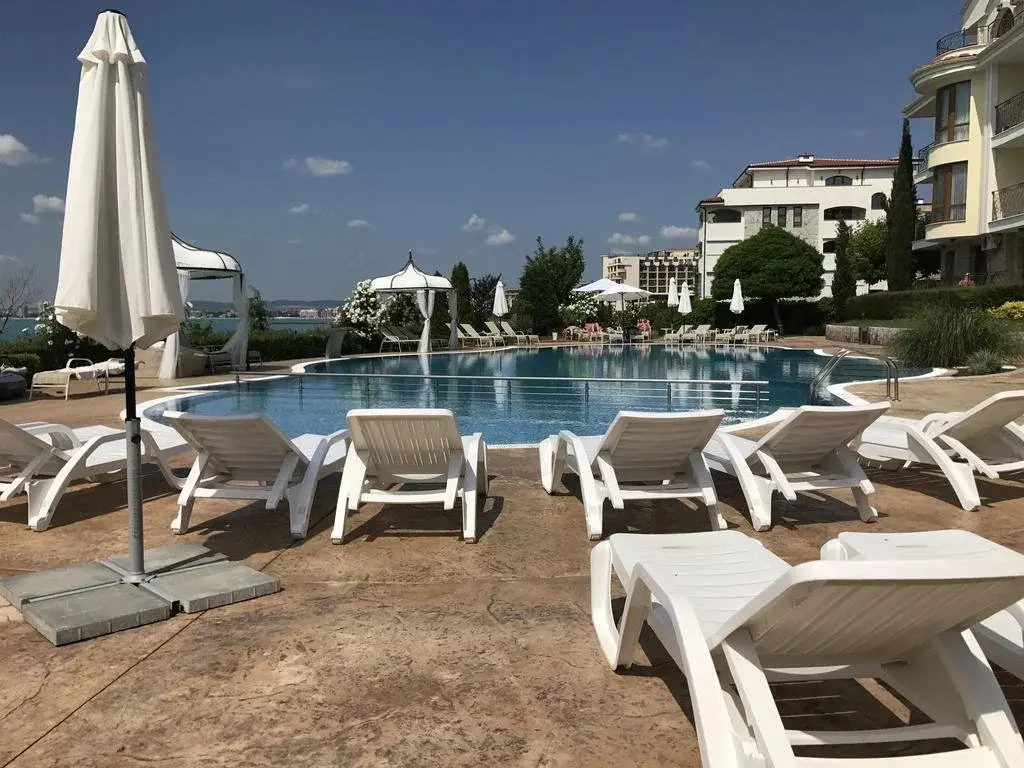 Свети Влас: Royal Bay Residence
