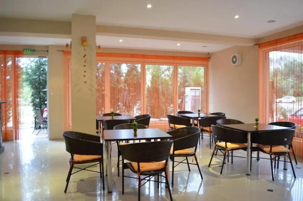 Лозенец: Hotel Paradise
