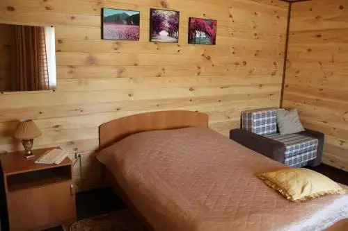 Манжерок: Kottedzh Berezhok Guest House
