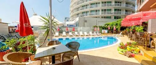 Солнечный берег: Briz Beach Aparthotel