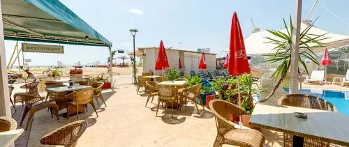 Солнечный берег: Briz Beach Aparthotel