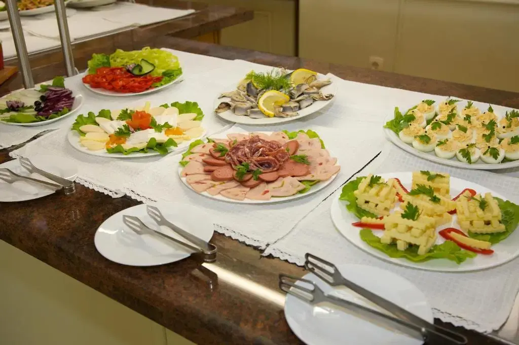 Солнечный берег: Mena Palace Hotel