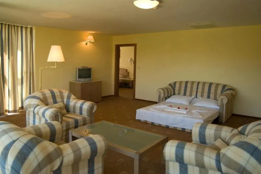 Созополь:  Duni Belleville Hotel - Все включено
