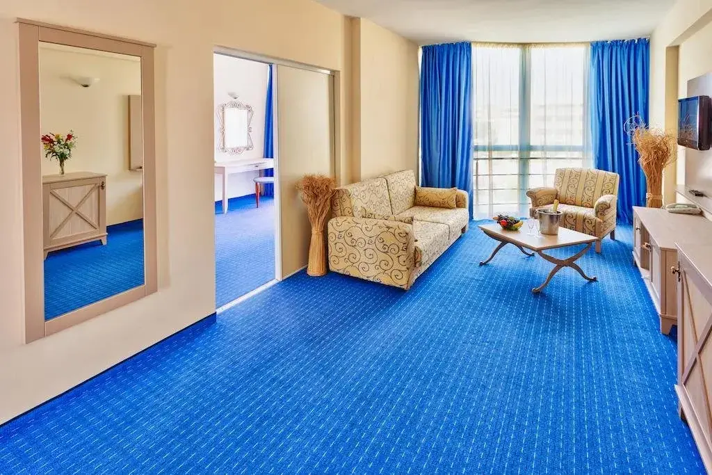 Солнечный берег: Hotel Flora Park