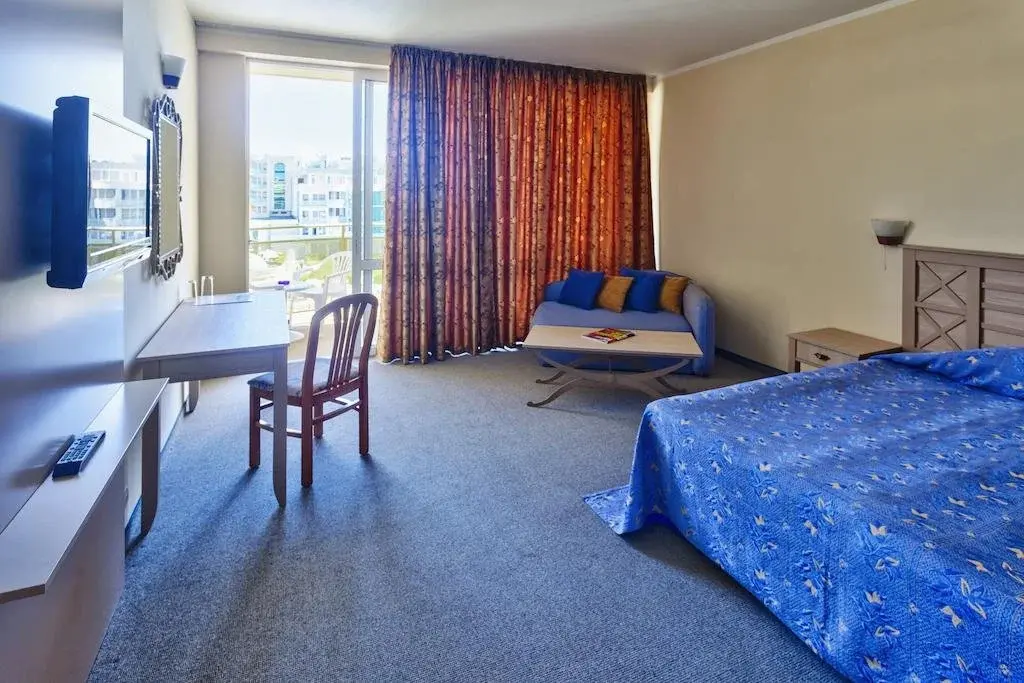 Солнечный берег: Hotel Flora Park