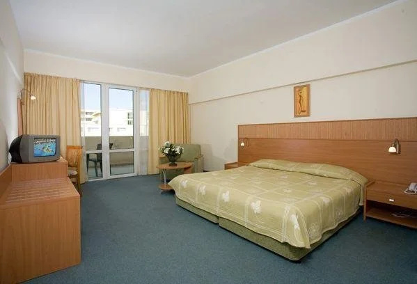 Солнечный берег: Hotel Flora Park